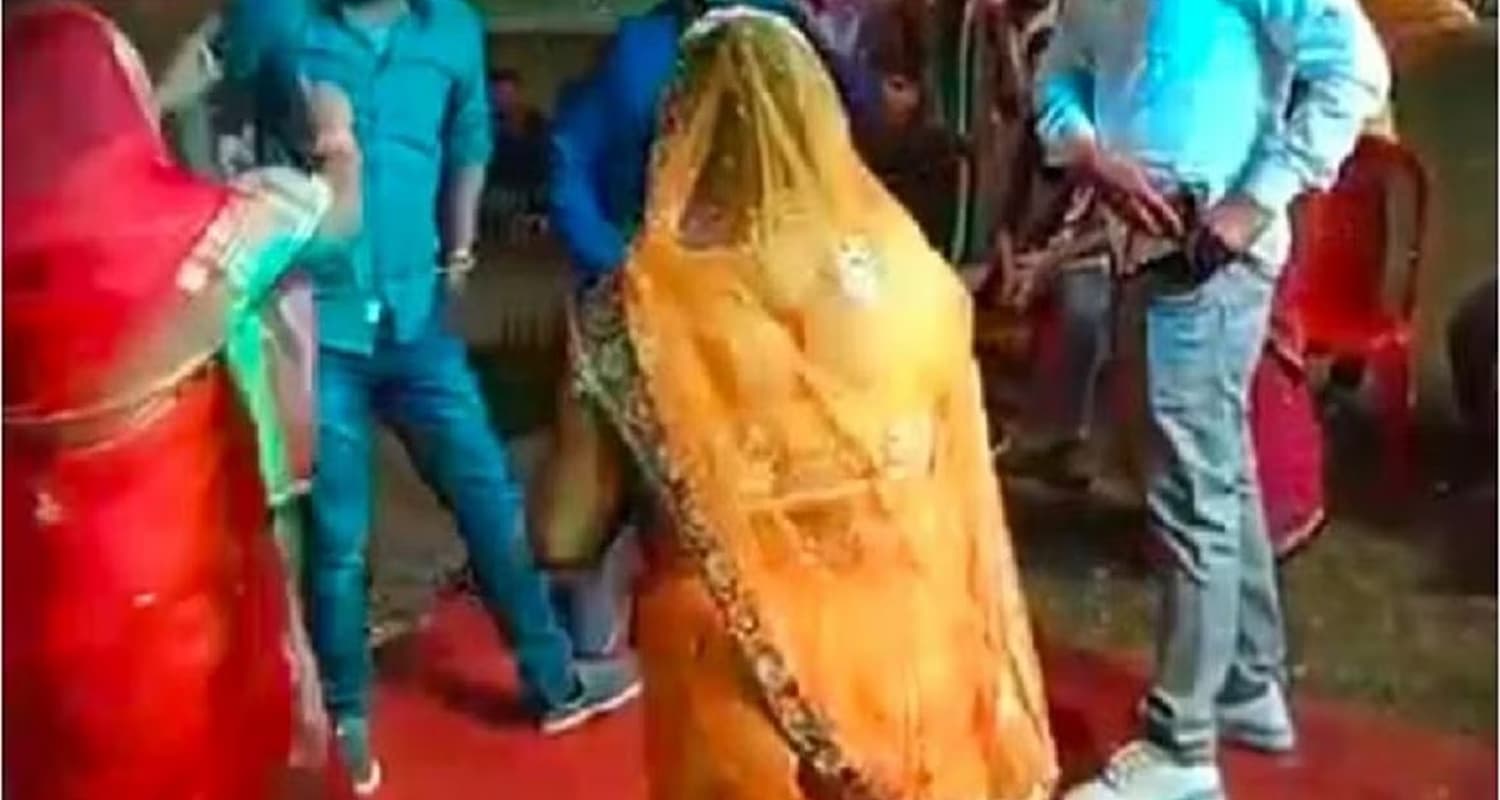 Himachal mandi gohar aunty falling dancing dj wedding ceremony