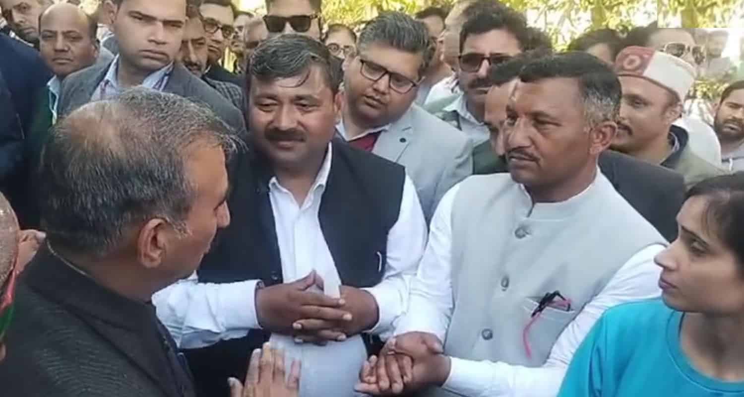 Patwari Kannugo meet cm sukhu kangra