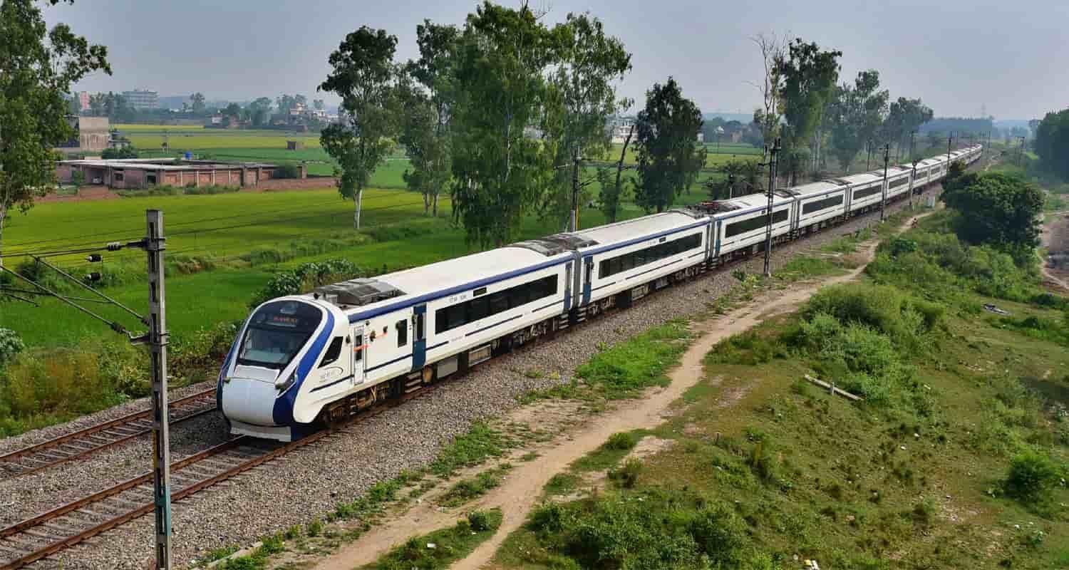 ऊना में वंदे भारत ट्रेन की चपेट में आकर 25 वर्षीय युवक की मौत Himachal una 25 year old youth hit vande bharat train