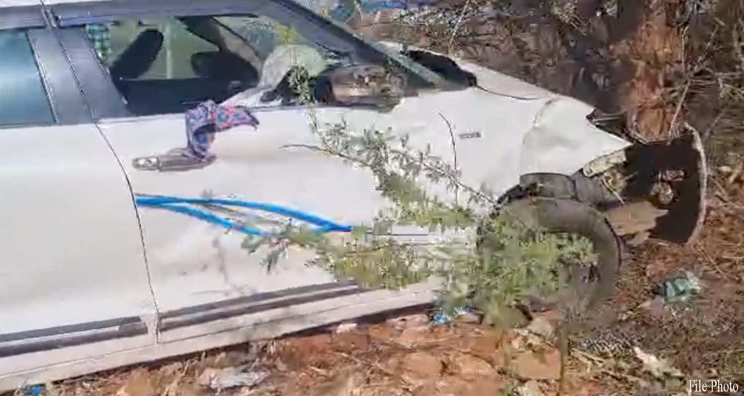 ऊना: तेज रफ्तार कार हादसे में चालक की मौत, पुलिस ने शुरू की जांच
Himachal una high speed car accident driver