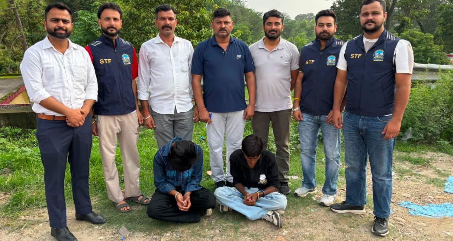 हिमाचल पुलिस की बड़ी कार्रवाई: लाखों के चिट्टे संग चार युवक धरे, तोड़ा नशे का बड़ा नेटवर्क chitta news